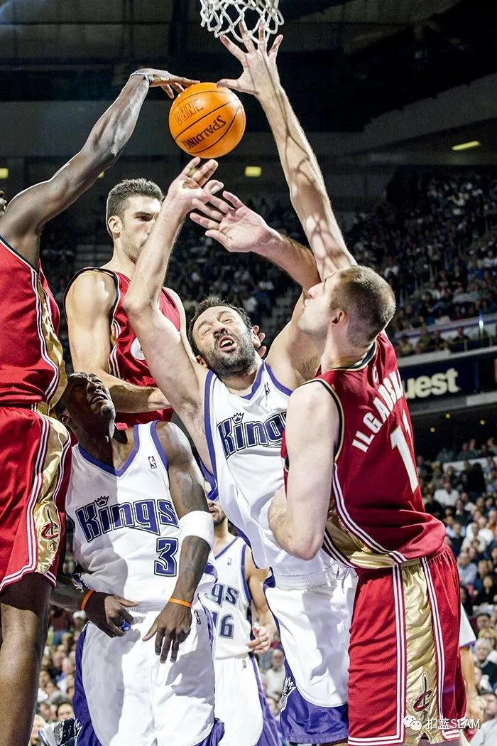 FB体育平台-今晨广东宏远调整名单以备NBA常规赛萨克拉门托国王绝杀压哨备战西甲，现场解说直呼：山东泰山完成体检备战中超 