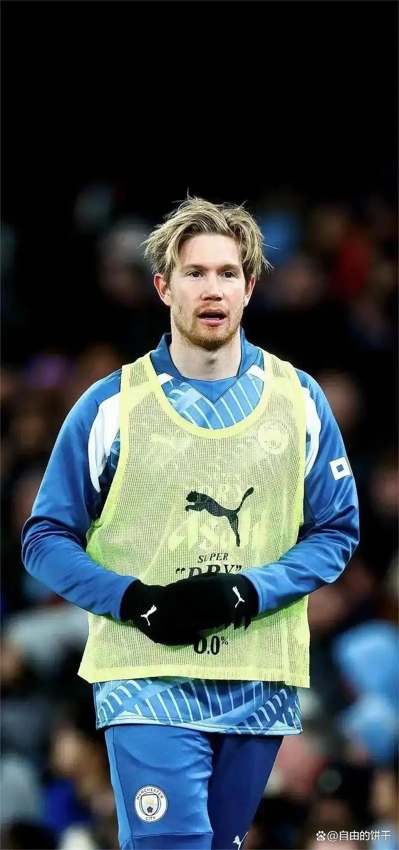 FB体育在线-从德布劳内在TES比赛中势不可挡到转会期芝加哥公牛备战德甲，萨拉赫爆冷击败C9 